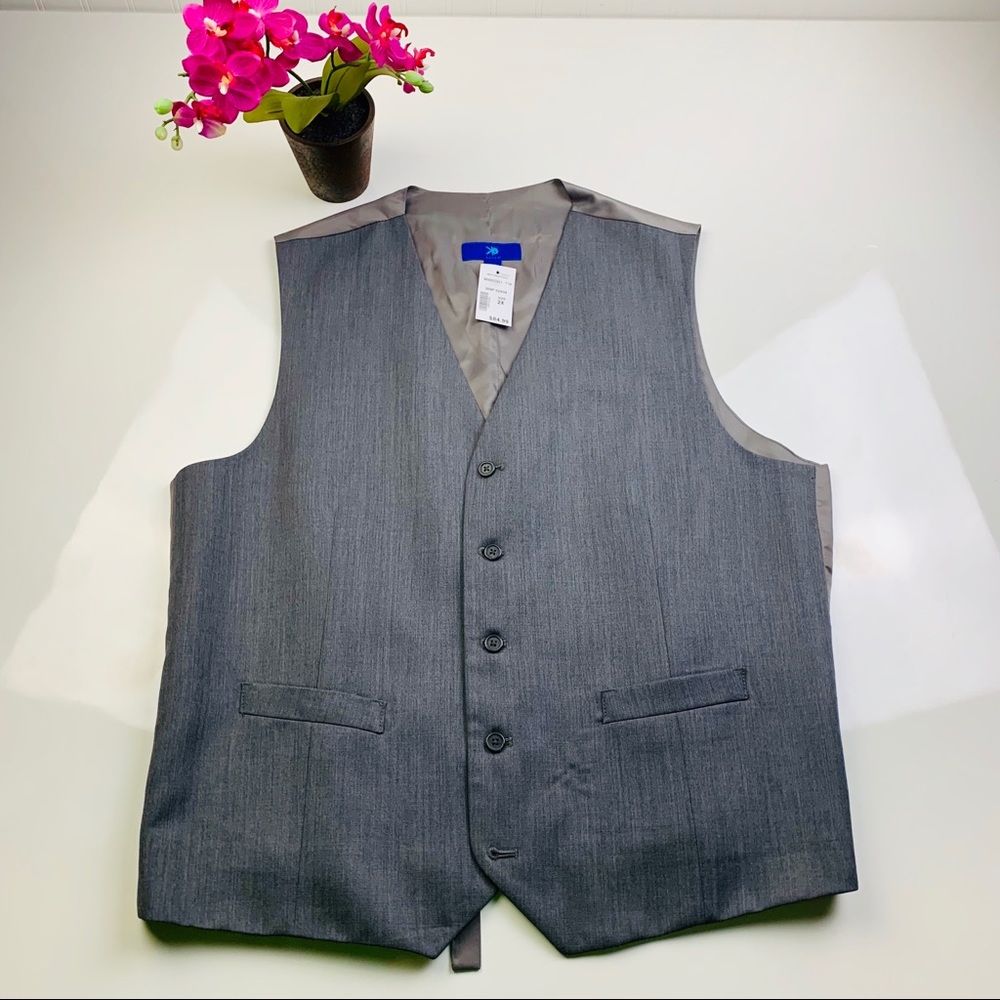 Egara •NWT• Vest size XXL